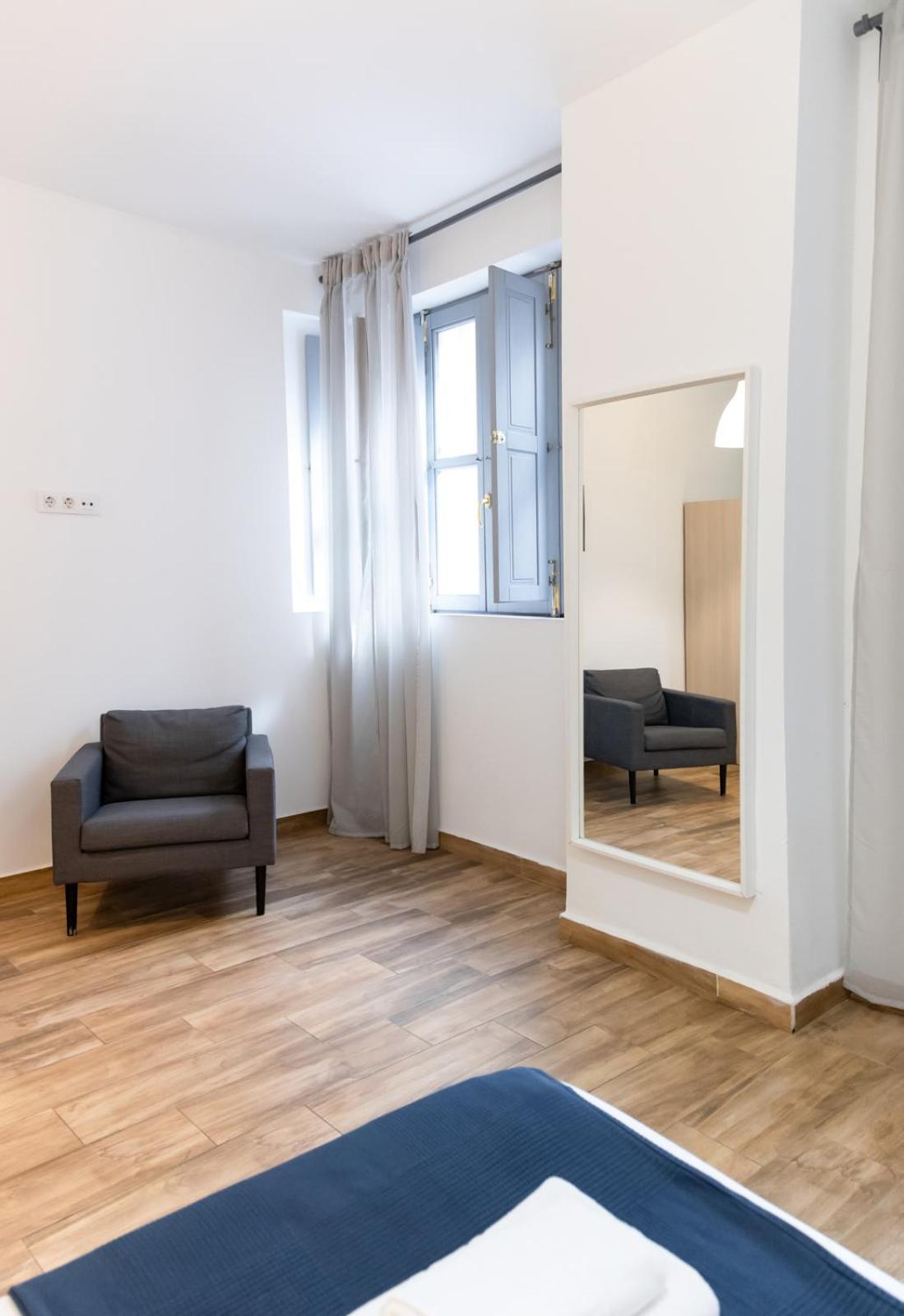 Appartamento Down Town Valenza Esterno foto