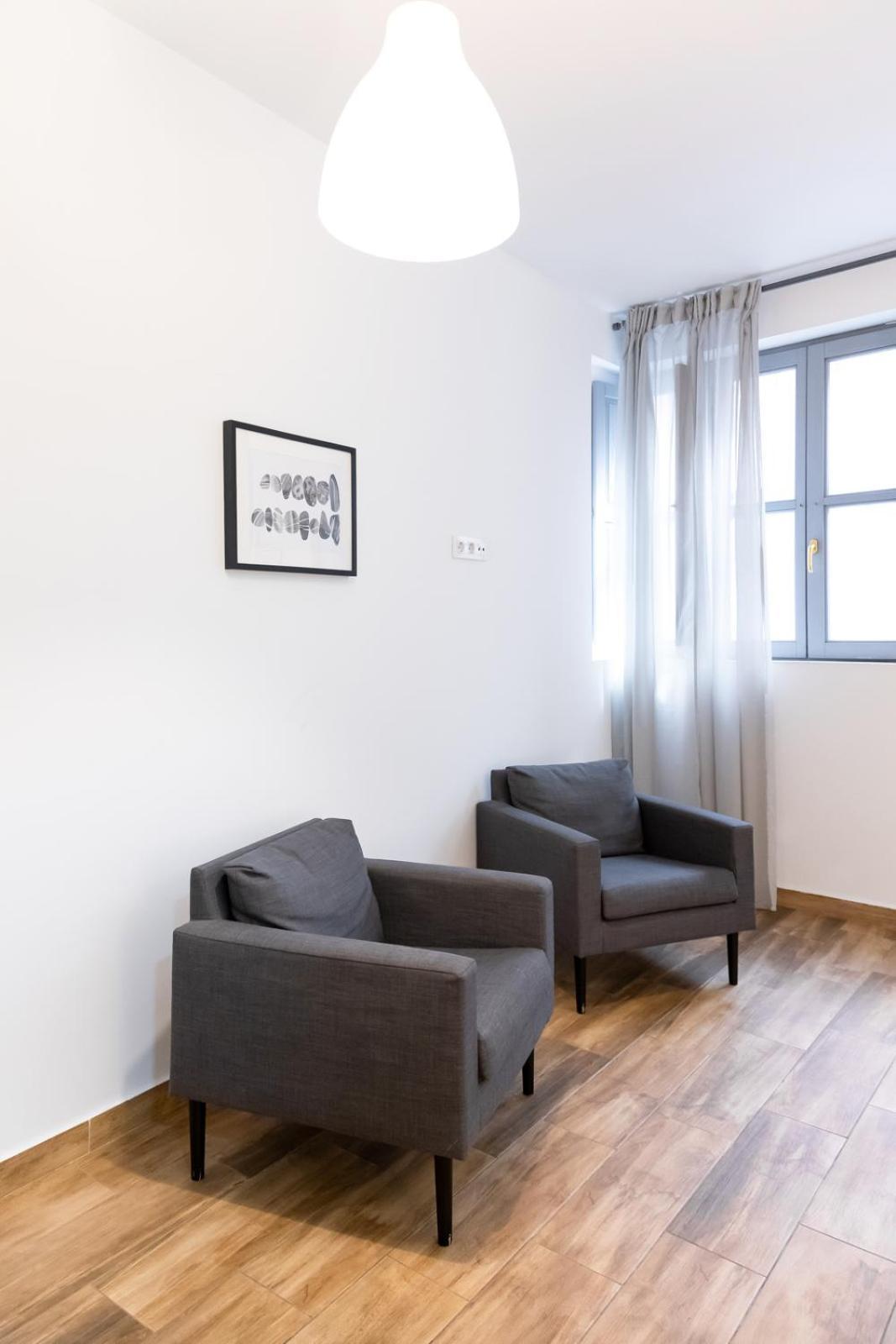 Appartamento Down Town Valenza Esterno foto
